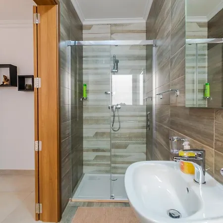 Brand New 3 Bdr 2 Bth Bugibba B8 شقة خليج سانت بول