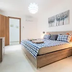 Apartamento Brand New 3 Bdr 2 Bth Bugibba B8 *