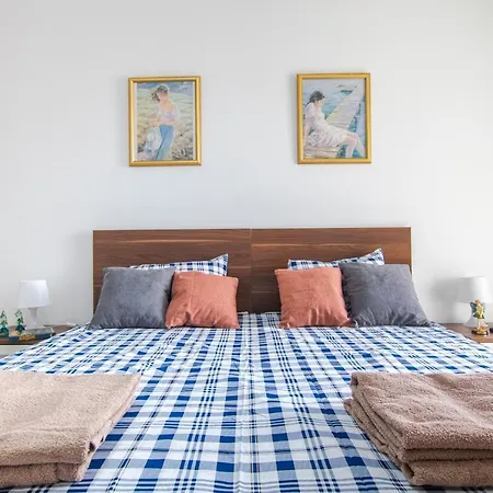 Lejlighed Brand New 3 Bdr 2 Bth Bugibba B8 *